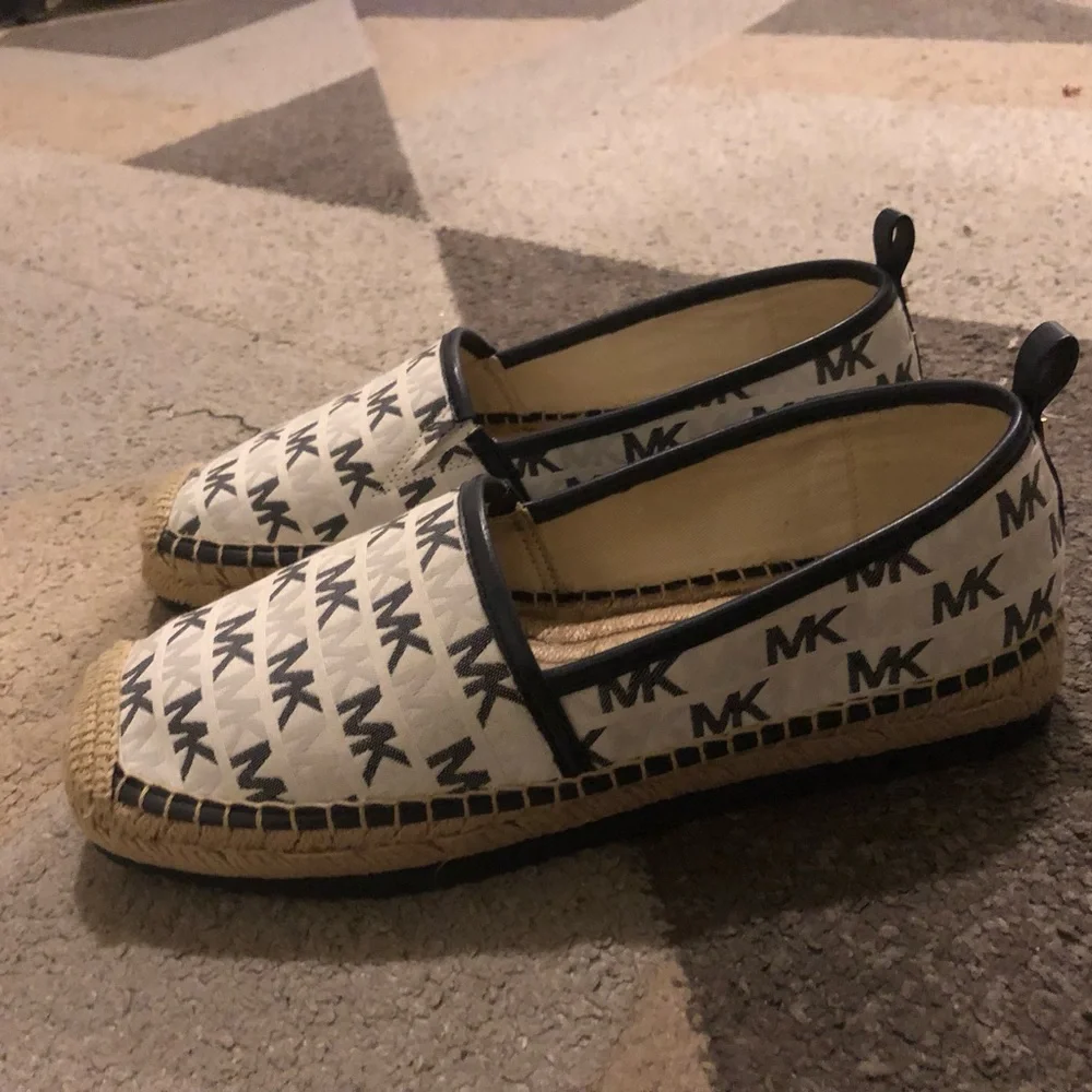 Michael Kors Espadrilles - Picture 7 of 12